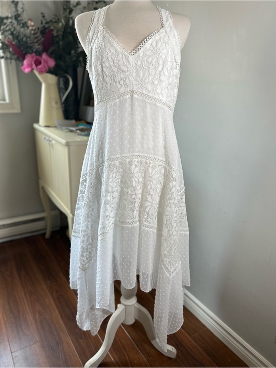 Taylor Dresses & Skirts - Taylor White Lace & Swiss Dot Kerchief Hem Halter Dress Size 14